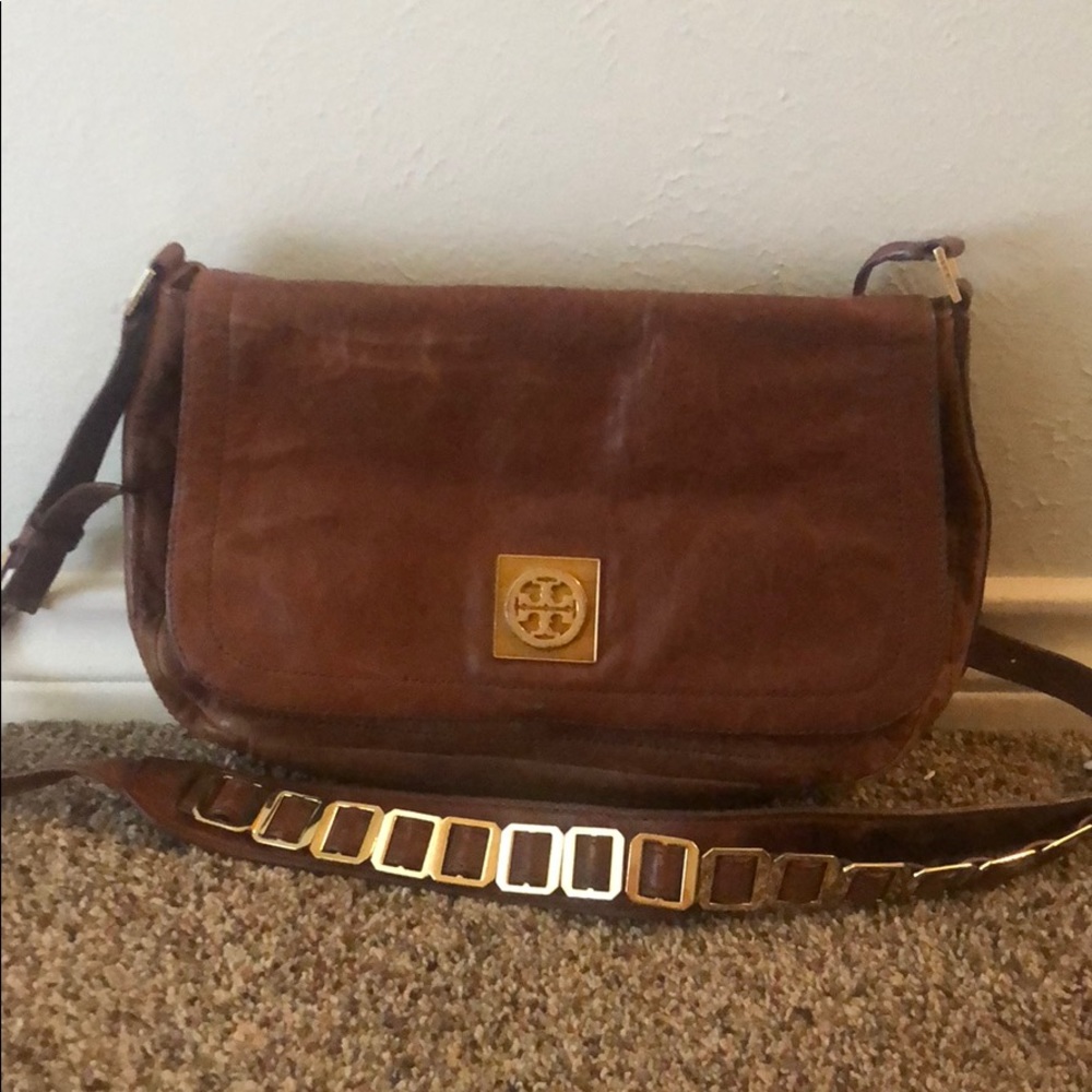 Brown leather Tory Burch purse
